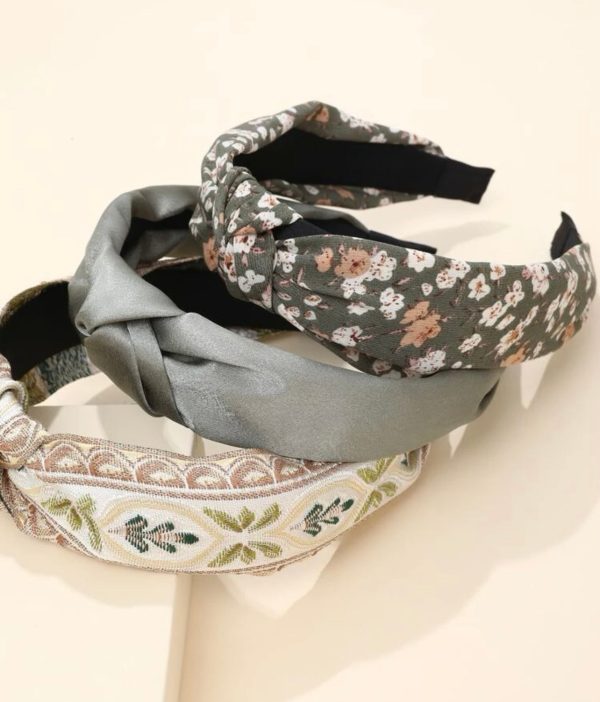 Beautiful Knotted Headband