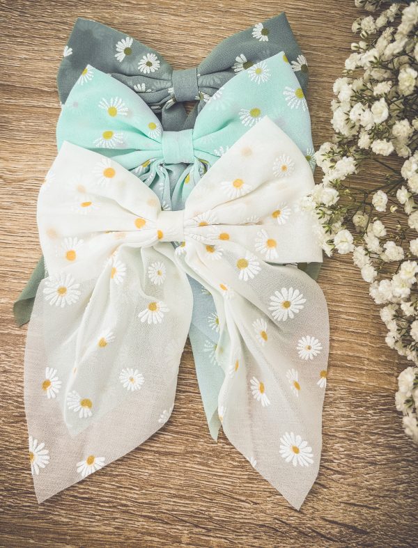 Adorable Daisy Bow Set - Image 4