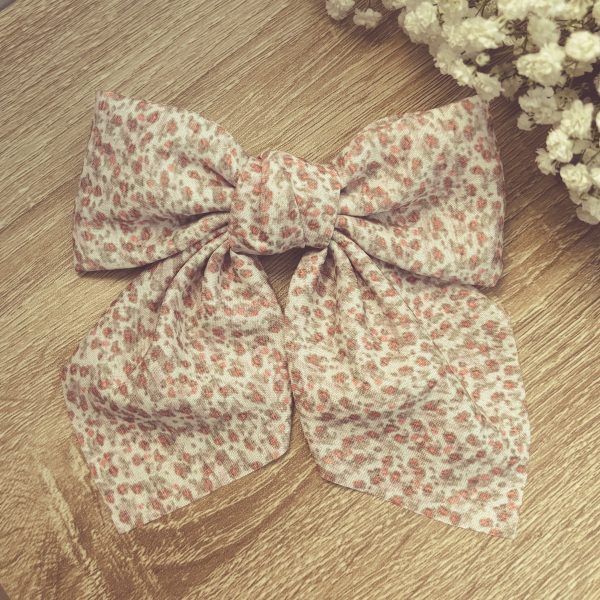 Adorable Soft Floral Bow Set - Image 6