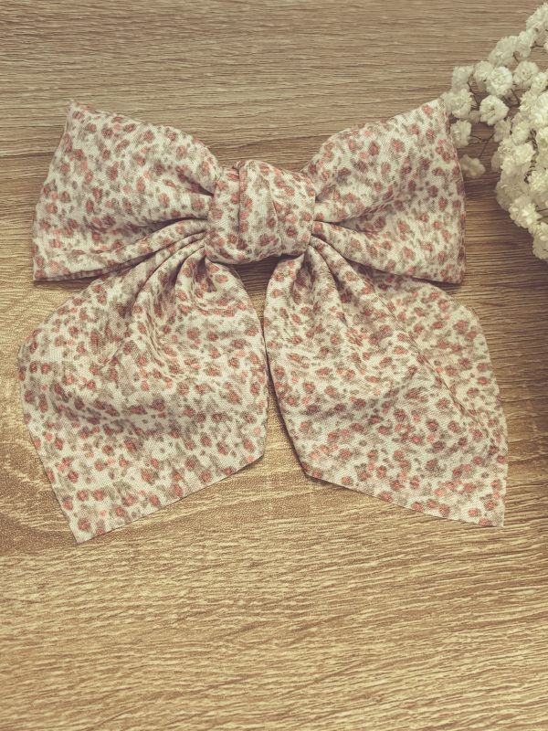 Adorable Soft Floral Bow Set - Image 7
